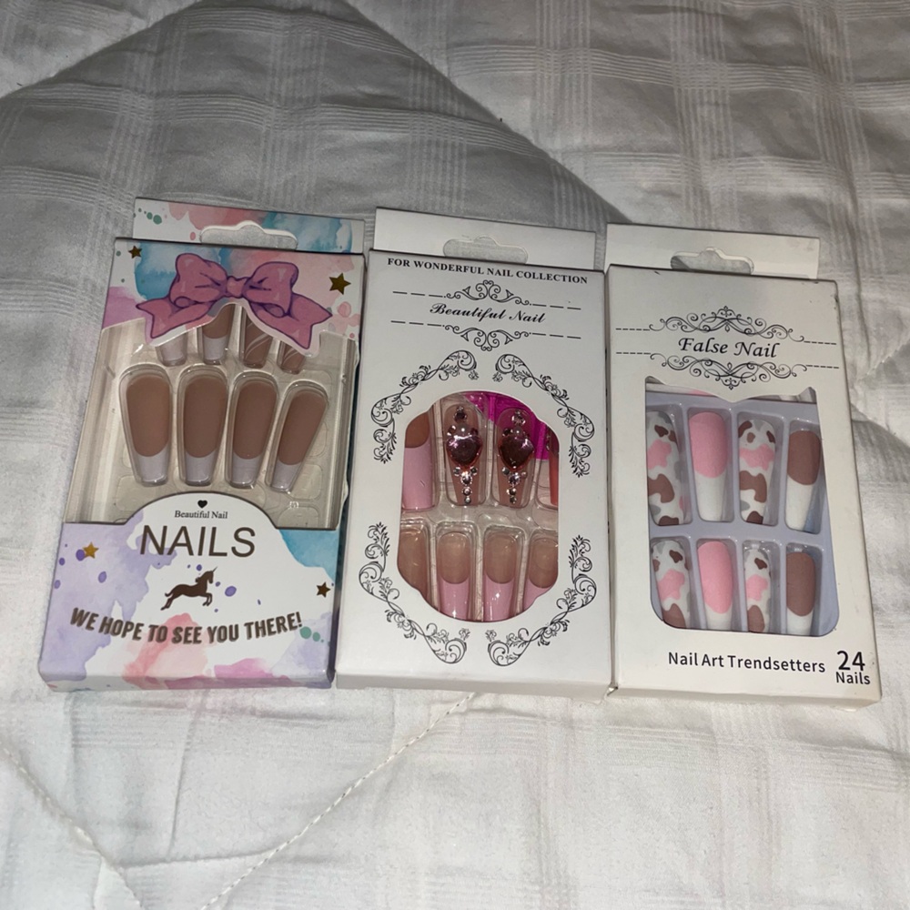 Lot of 3 Sets of Press On Nails